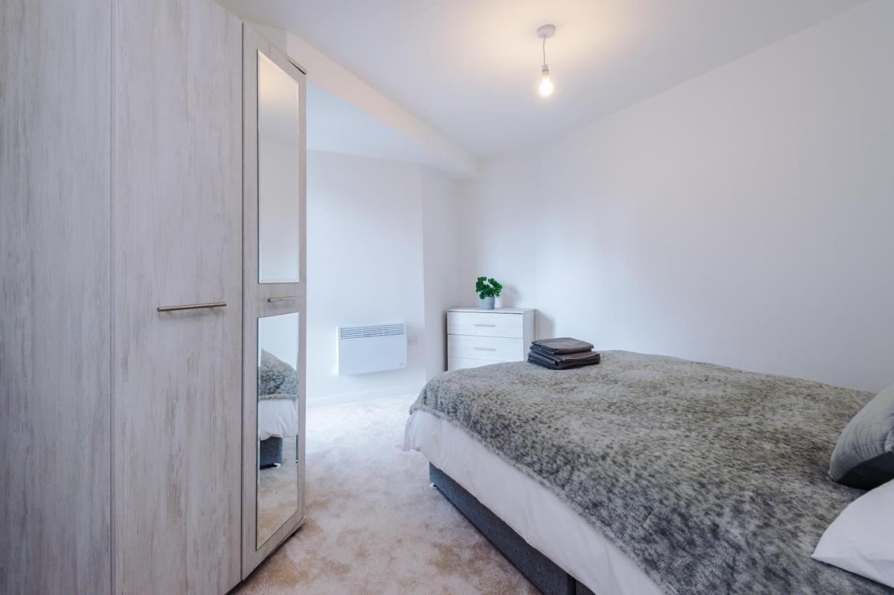 ✰Onpoint - Modern 2 Bed Apartment Close To Centre✰ Leeds  Dış mekan fotoğraf