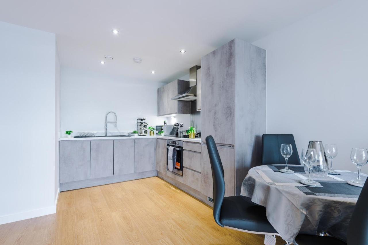 ✰Onpoint - Modern 2 Bed Apartment Close To Centre✰ Leeds  Dış mekan fotoğraf
