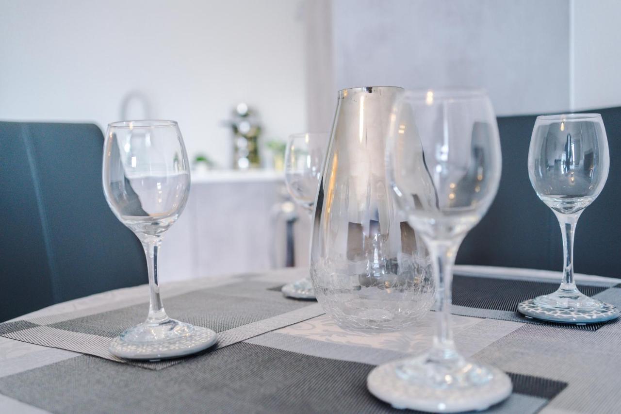 ✰Onpoint - Modern 2 Bed Apartment Close To Centre✰ Leeds  Dış mekan fotoğraf